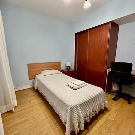 Piso Zona Cuatro Caminos 拉科鲁尼亚